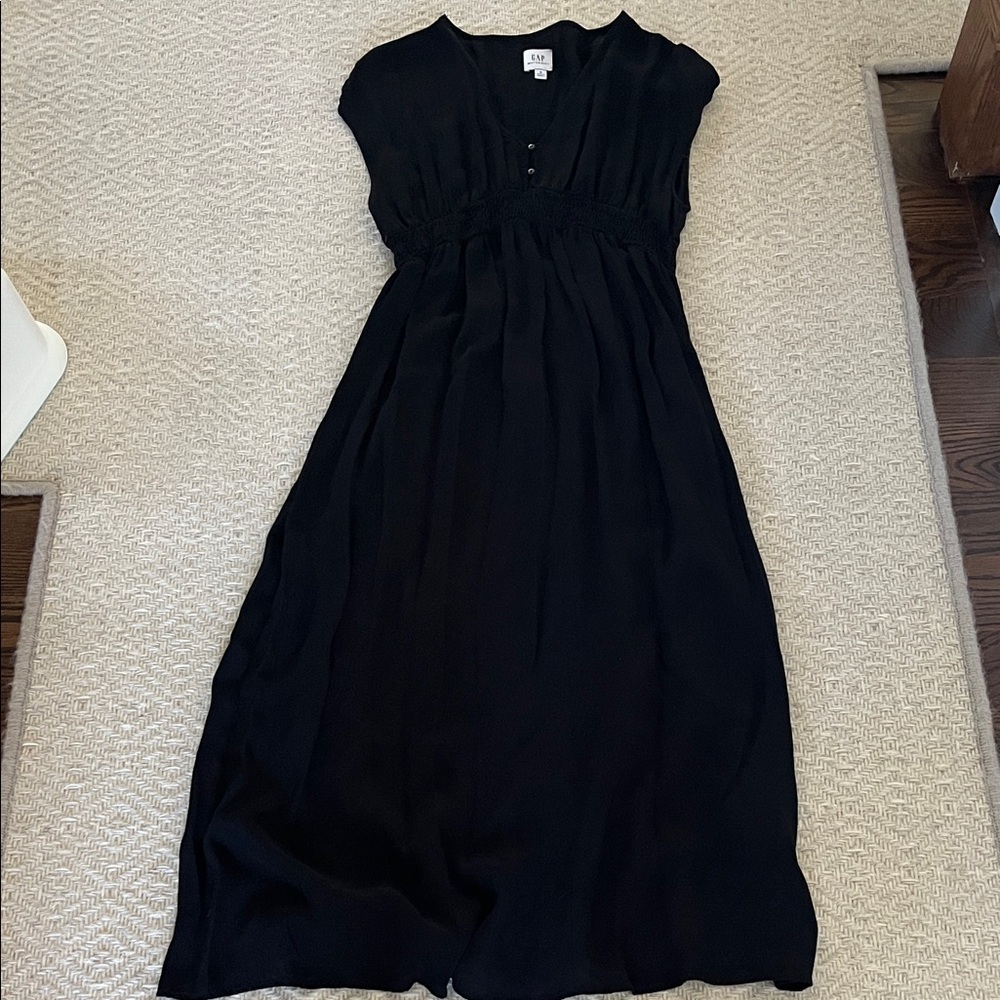 Maternity cover up - excellent condition